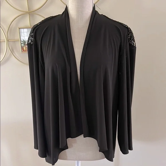 🌹Michelle Lynn Black Lace Cardigan, shrug top with lace & ruffle back detail 3X - Picture 3 of 11